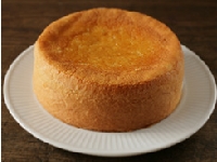 スポンジケーキ